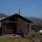 Počitniška hiša Mountain Vista With Private Sauna - One Bedroom *