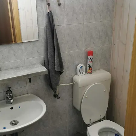 Vakantiehuis Mountain Vista With Private Sauna - One Bedroom Škofja Loka