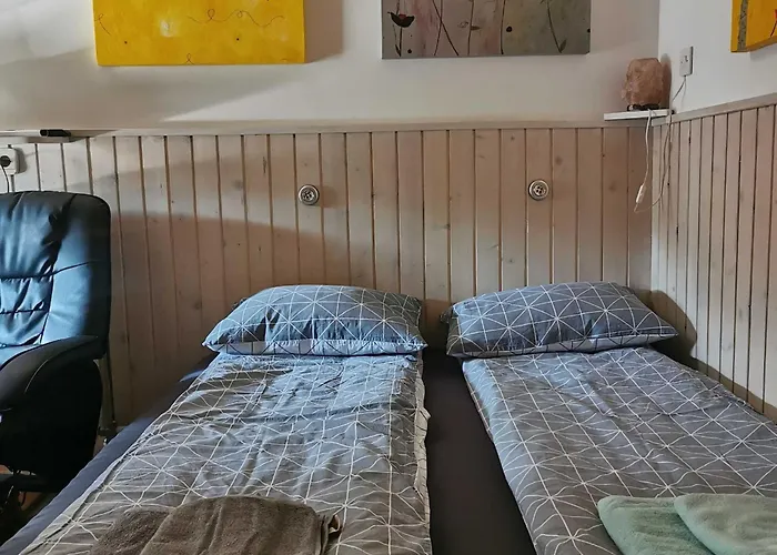 Mountain Vista With Private Sauna - One Bedroom Vakantiehuis *