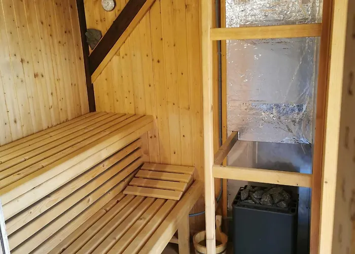 Vakantiehuis Mountain Vista With Private Sauna - One Bedroom